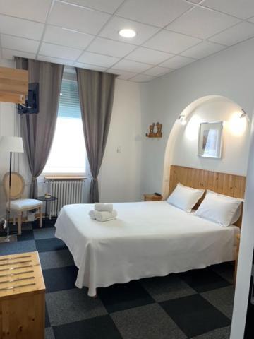 Hotel Le National Saint-Etienne  Exterior photo